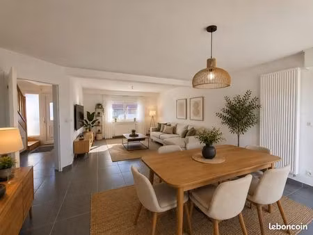 maison 7 pièces 100 m²
