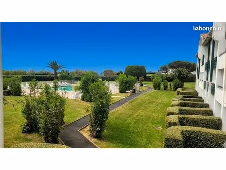 studio 1 pièce 28 m²