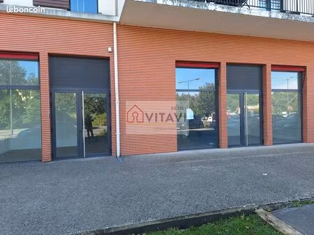 local commercial 122 m² beauvais