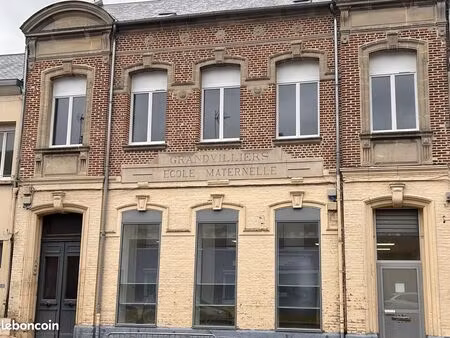 local 180 m² grandvilliers