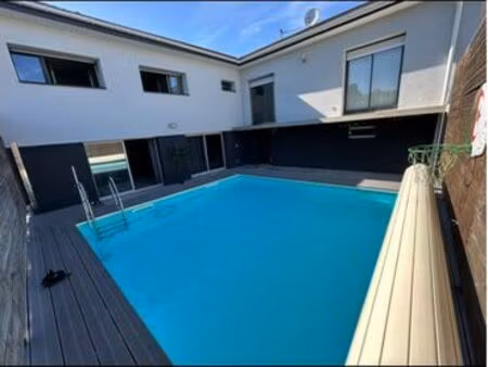 très grand plain pied