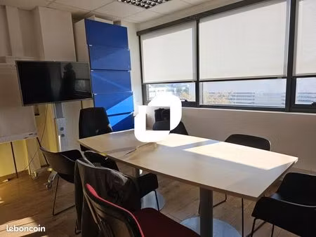 bureau 156 m²