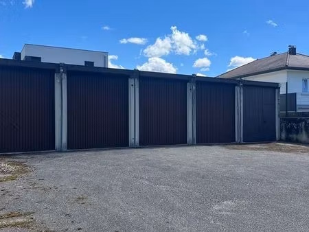 garages à vendre - spacieux et fonctionnels