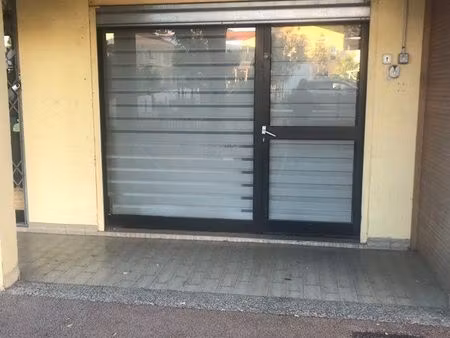 local commercial
