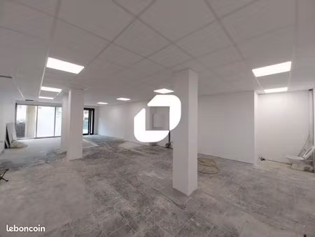 local commercial 75 m²