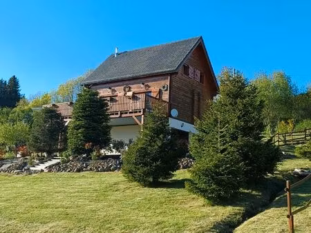 vds chalet madrier au de la station de chastreix sancy