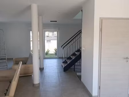 particulier vends maison neuve