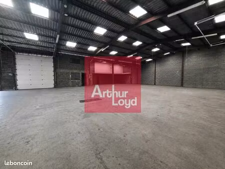 local d'activite 945 m² aubiere
