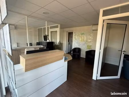 local commercial prox clinique beau soleil
