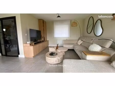 maison 7 pièces 121 m²