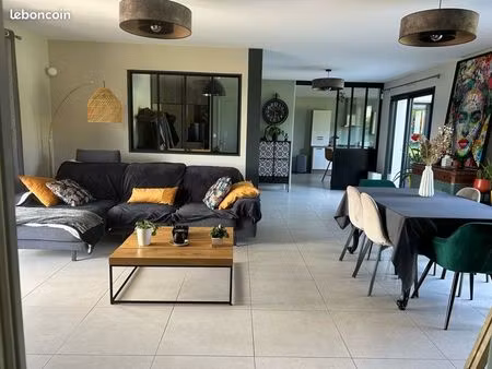 st pavace maison de 169m2 avec garage