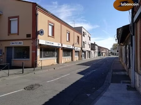 local commercial ou professionnel colomiers village