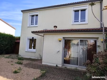 maison 4 pièces 104 m²