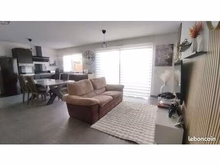maison 4 pièces 80 m²