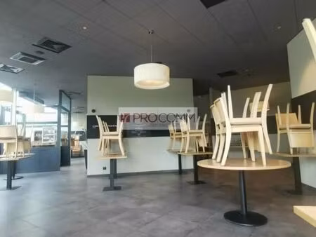 restaurant 330 m²