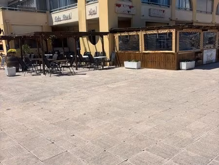 vends restaurant bar glacier