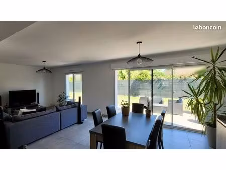 maison récente non mitoyenne 115 m² – 3 chambres – terrain ≈ 400 m² – bétheny