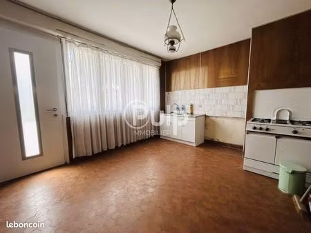 maison 6 pièces 110 m²