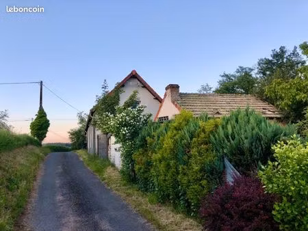 maison suin 400m2  5000m2 terrain  entre cluny et charolles
