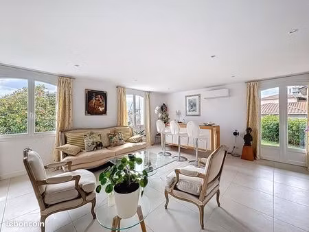 maison 6 pièces 194 m²