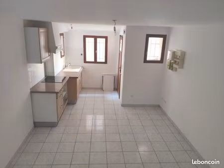 maison de village 2 pièces 33 m²
