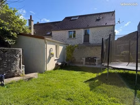 maison 7 pièces 142 m²