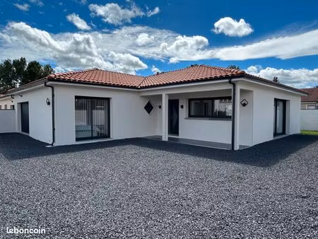 à perrier  maison de plain-pied avec terrain