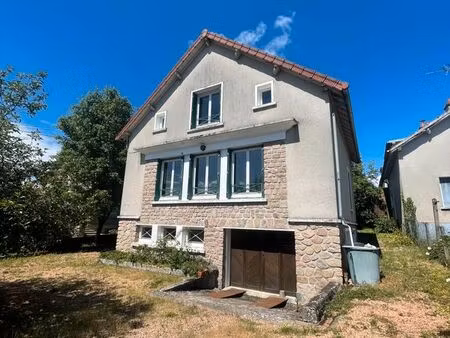 maison familiale 5 pièces de 110 m² avec jardin et sous-sol complet à saint-honoré-les-bai