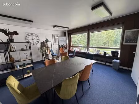 bureaux 38 m²