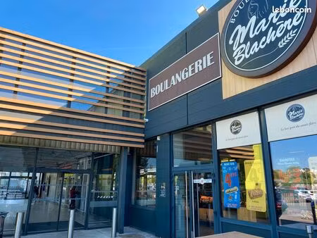 local commercial centre commercial carrefour maubeuge