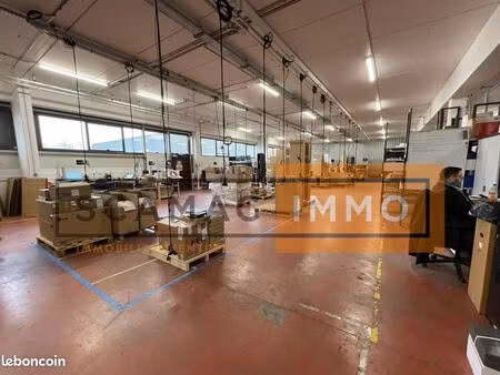 local d'activité 4 500 m²