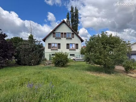 maison 6 pièces 145 m²
