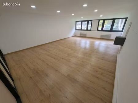 bureau 45m² à louer