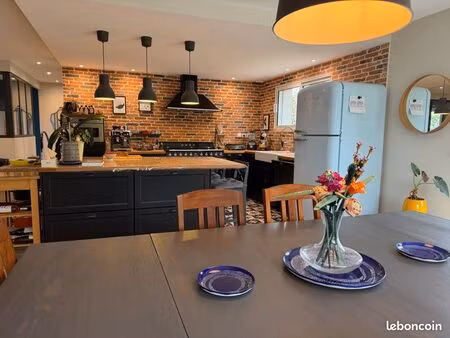 maison 6 pièces 204 m2