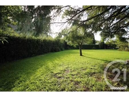 terrain 500 m² neville