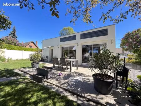 maison 6 pièces 146 m²
