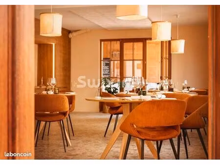 maison 15 pièces 253 m²