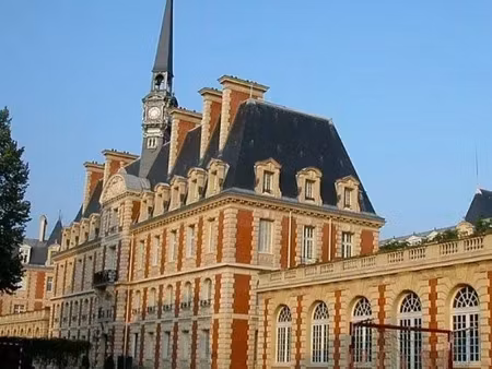 hôtel particulier à vendre dans le quartier la plaine des sablons