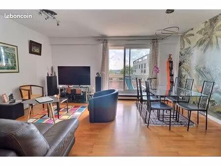 appartement 4 pièces 93 m²