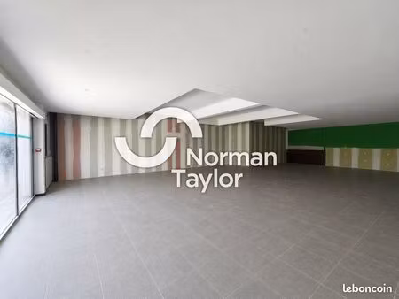local commercial 270 m²