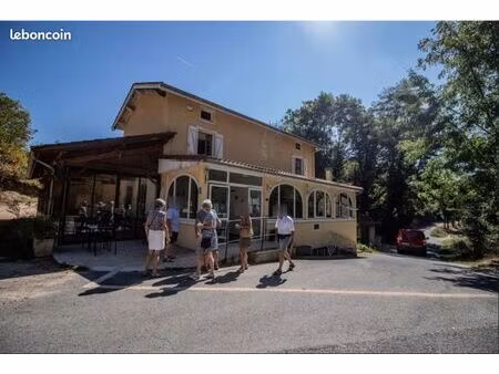 auberge de la valette  salvizinet (loire  42) a louer (bail commercial) : restaurant - aub