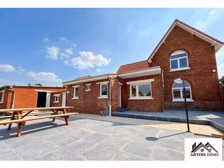 maison 6 pièces 137 m²