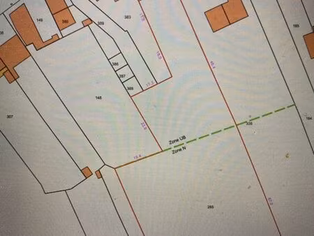 terrain constructible + boisé de 4800m2