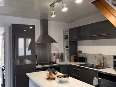 maison mitoyenne 3 pièces + jardin – 60 m² – fouilloy (80800)
