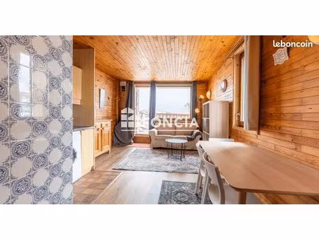 plagne villages - lot de 2 studios-cabine côte à côte  skis aux pieds