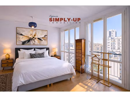 4 pièce(s) 135 m2 - traversant avec grand balcon et sans vis-à-vis