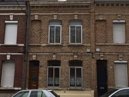 ? amiénoise 100m2 + terrasse rue premontres