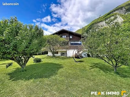 chalet 6 pièces 123 m²