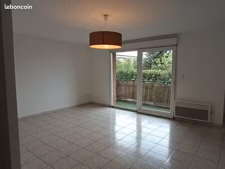t3 lumineux avec balcon – résidence sécurisée
