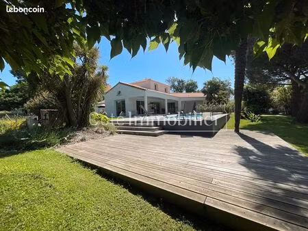 maison 7 pièces 158 m²